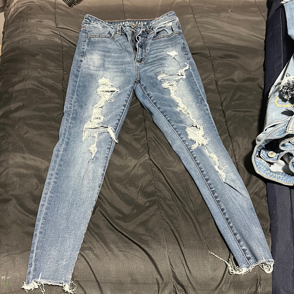 Size 6 x-short American eagle super high rise jeggings